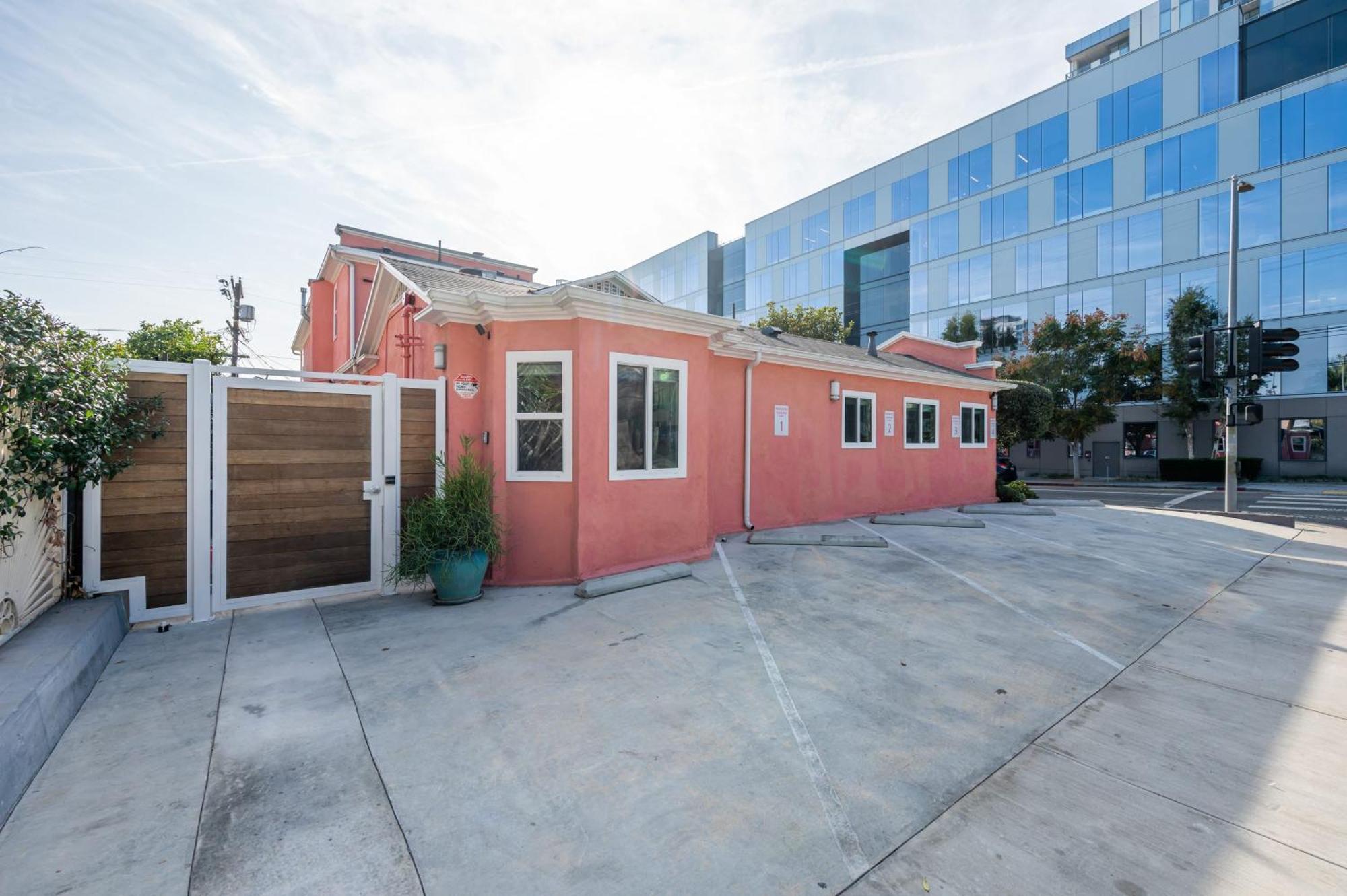 Art Deco By Avantstay 1920S Remodeled Bungalow Open Layout Courtyard ロサンゼルス エクステリア 写真